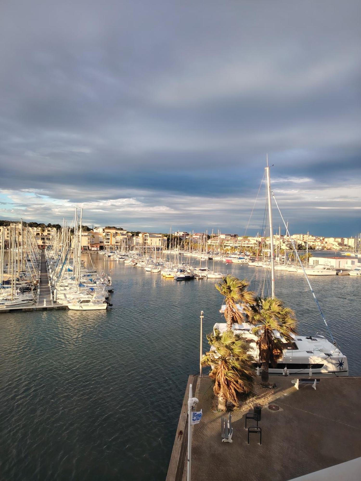 Port Panoramique Appartement Gruissan Buitenkant foto